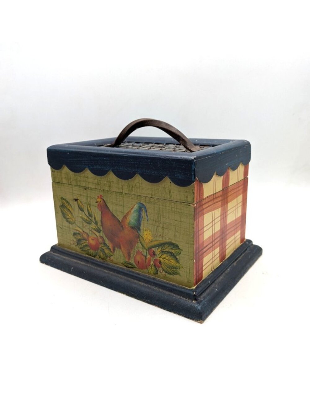 Vtg Tracy Porter Stonehouse Farm Wooden Receipe Box Rooster Chicken Wire